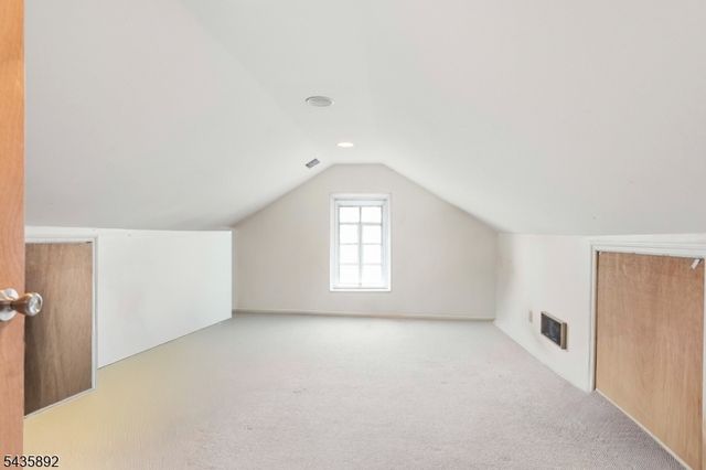 16 Coolidge Ave, Bloomfield Twp., NJ 07003