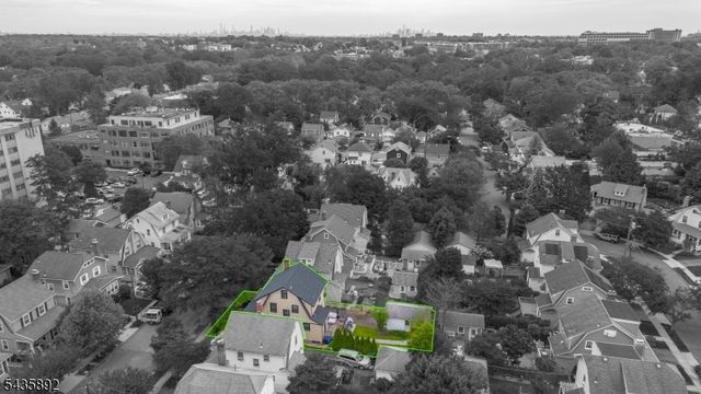 16 Coolidge Ave, Bloomfield Twp., NJ 07003