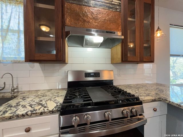 309 Sandmeyer St, San Antonio, TX 78208