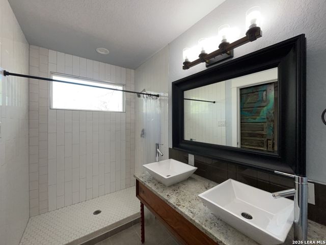 309 Sandmeyer St, San Antonio, TX 78208