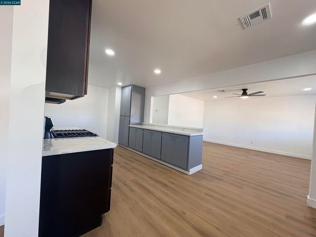 427 Ladera Dr, Vallejo, CA 94591