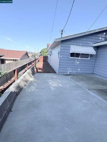 427 Ladera Dr, Vallejo, CA 94591