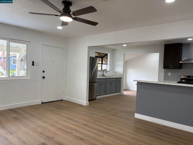 427 Ladera Dr, Vallejo, CA 94591