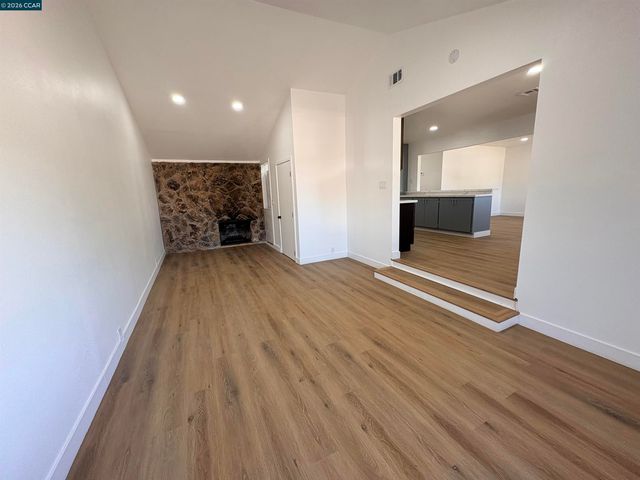 427 Ladera Dr, Vallejo, CA 94591