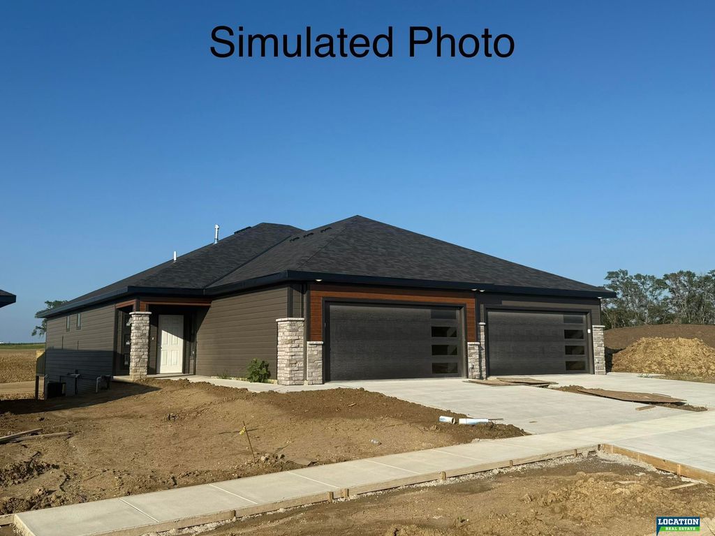 10151 S 36th Street, Roca, NE 68430