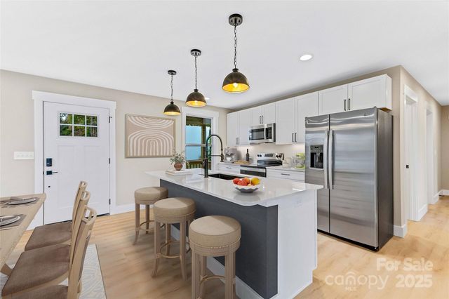 775 Olivette Road, Asheville, NC 28804