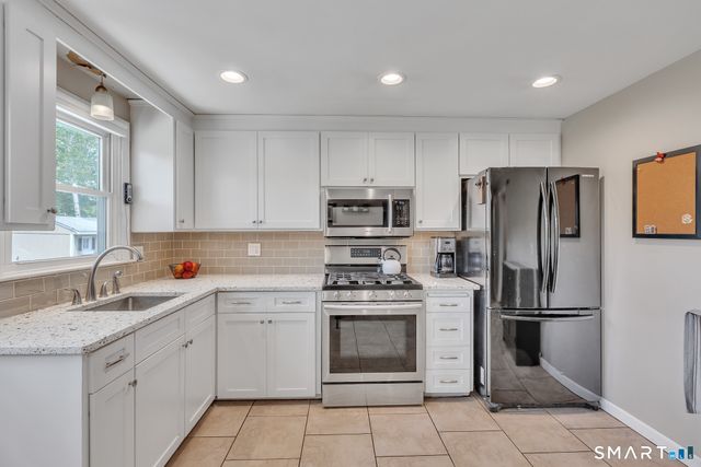 53 Temple Drive, East Hartford, CT 06108