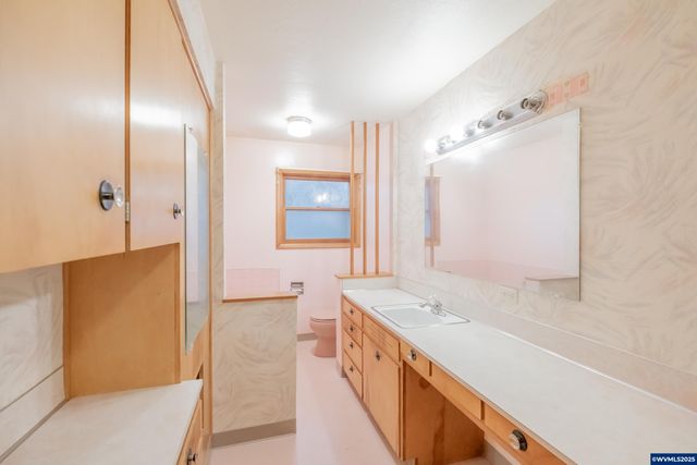 468 Idylwood Dr, Salem, OR 97302