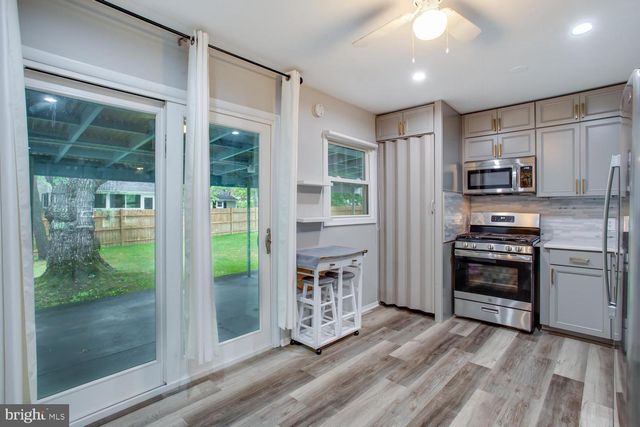 8208 KEELER ST, Alexandria, VA 22309