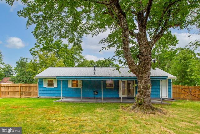 8208 KEELER ST, Alexandria, VA 22309