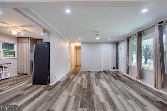 8208 KEELER ST, Alexandria, VA 22309