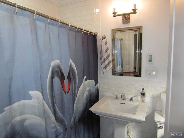 711 Lincoln Avenue, Ridgefield Park, NJ 07660