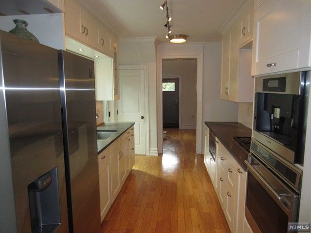 711 Lincoln Avenue, Ridgefield Park, NJ 07660
