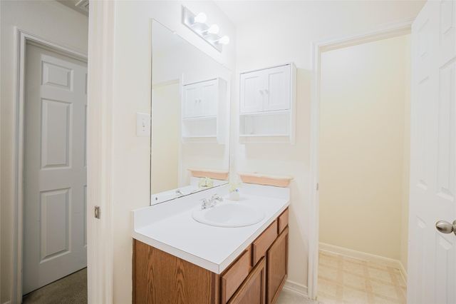 6034 Santa Bernadetta, Houston, TX 77017