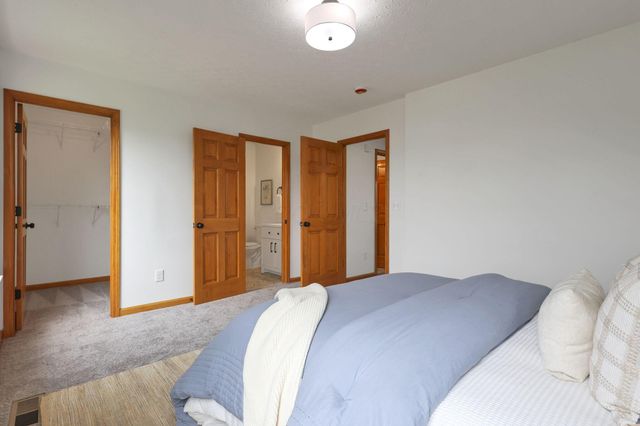 2251 Farmland Drive, Delaware, OH 43015