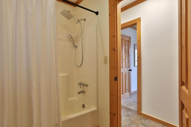 76 Tarkiln Road SW, Lancaster, OH 43130