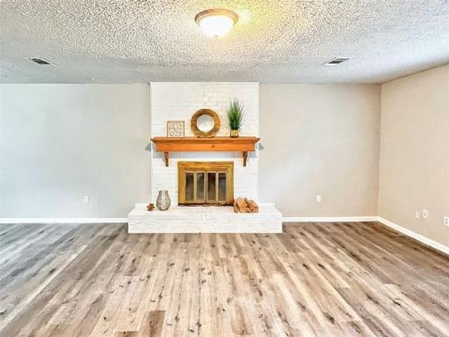 113 June Court, Richwood, TX 77531