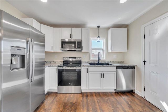 2410 Avalon AVE, Roanoke, VA 24012