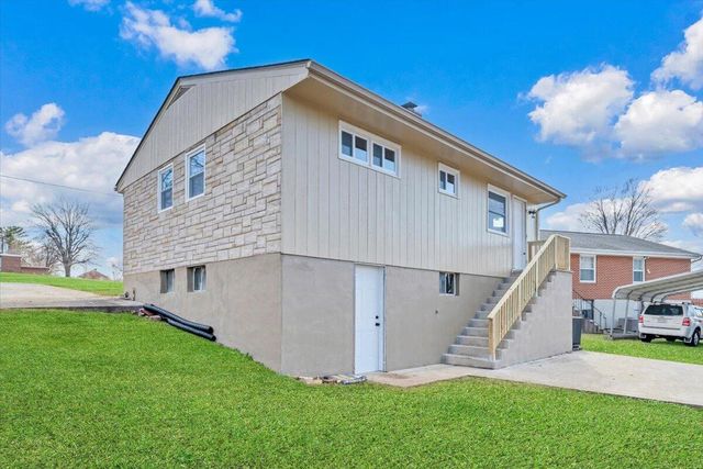 2410 Avalon AVE, Roanoke, VA 24012