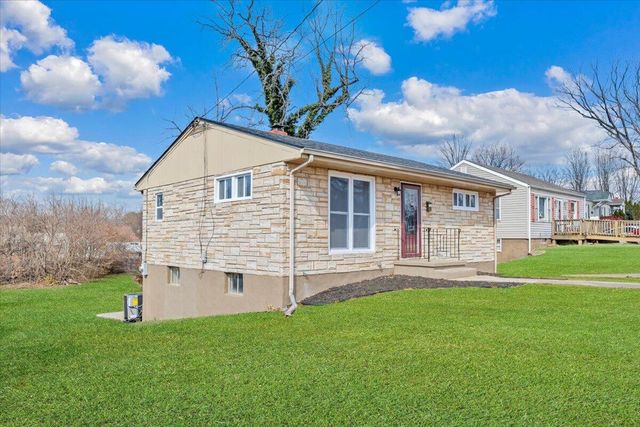 2410 Avalon AVE, Roanoke, VA 24012