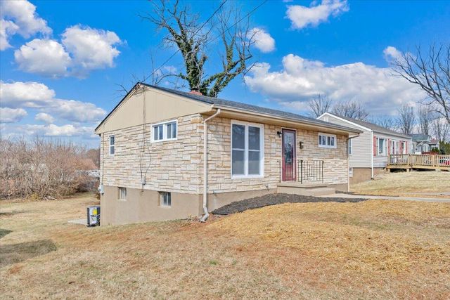 2410 Avalon AVE, Roanoke, VA 24012