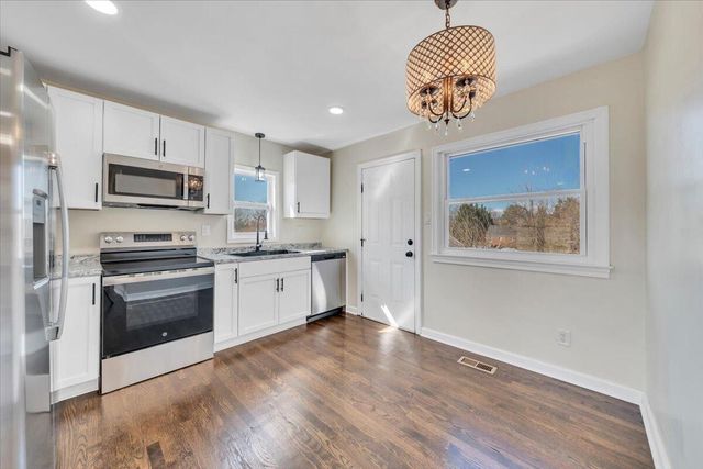 2410 Avalon AVE, Roanoke, VA 24012