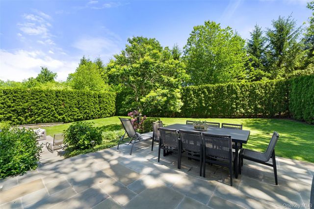 3 Warnke Lane, Scarsdale, NY 10583