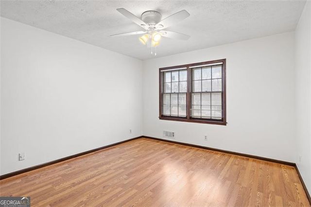 4578 CRAGHILL Circle, Stone Mountain, GA 30083