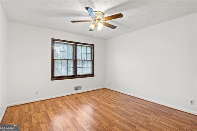 4578 CRAGHILL Circle, Stone Mountain, GA 30083