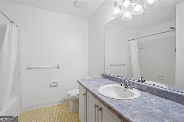 4578 CRAGHILL Circle, Stone Mountain, GA 30083