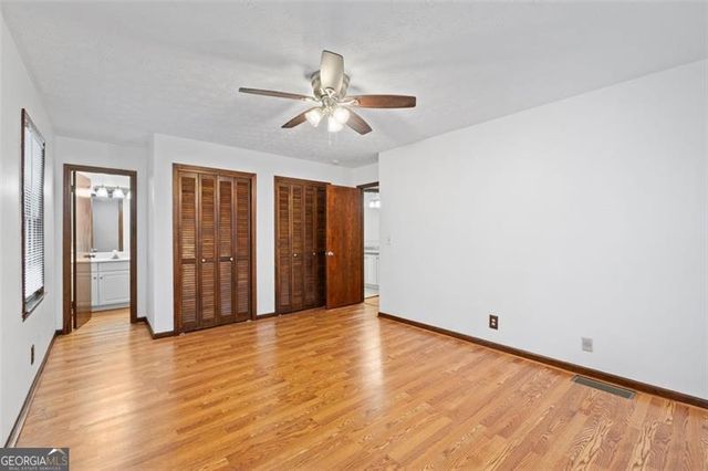 4578 CRAGHILL Circle, Stone Mountain, GA 30083