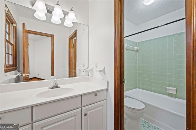 4578 CRAGHILL Circle, Stone Mountain, GA 30083