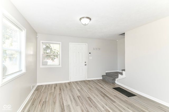 3739 E Market Street, Indianapolis, IN 46201