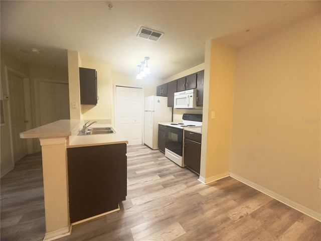 5451 VINELAND ROAD 2201, Orlando, FL 32811