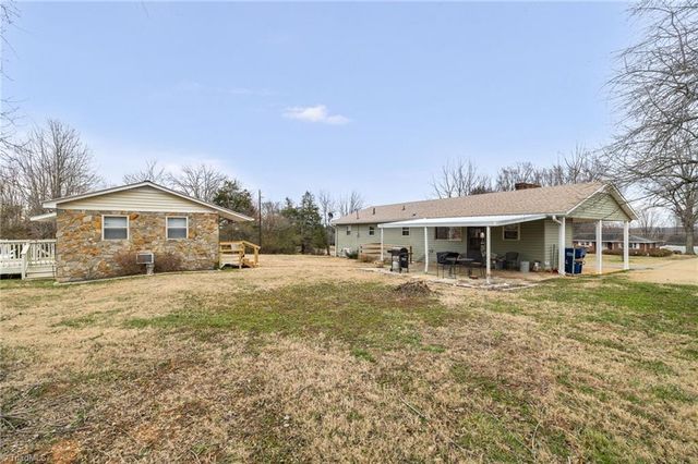 2465 Amostown Road, Sandy Ridge, NC 27046