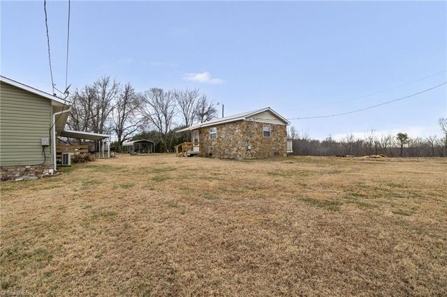 2465 Amostown Road, Sandy Ridge, NC 27046