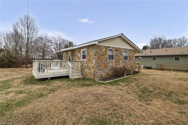 2465 Amostown Road, Sandy Ridge, NC 27046