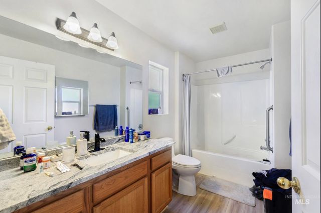 439 Meadowview Ln, Twin Falls, ID 83301