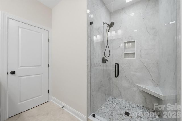 1917 Skyfall Lane, Hickory, NC 28602