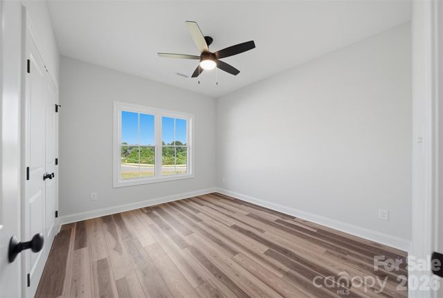 1917 Skyfall Lane, Hickory, NC 28602