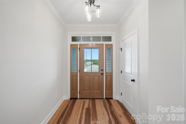 1917 Skyfall Lane, Hickory, NC 28602