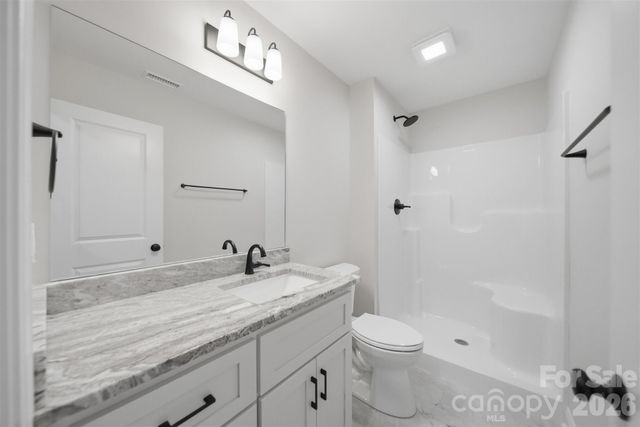 1917 Skyfall Lane, Hickory, NC 28602