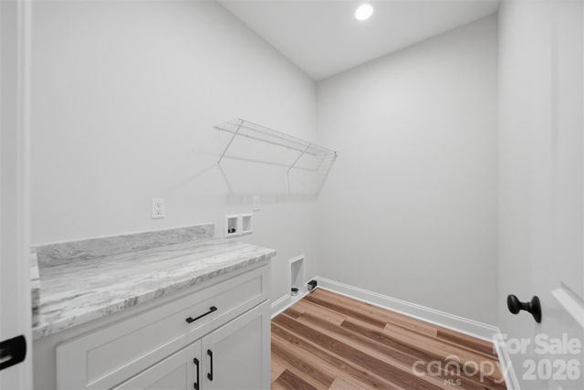 1917 Skyfall Lane, Hickory, NC 28602