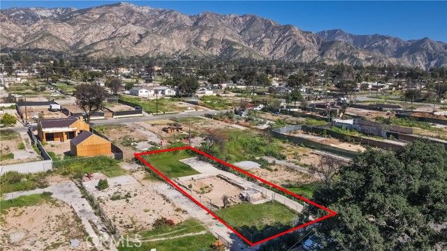 87 W Mariposa, Altadena, CA 91001