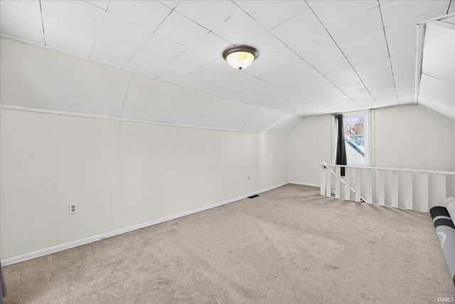 927 W 6th Street, Bloomington, IN 47404