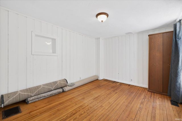 927 W 6th Street, Bloomington, IN 47404