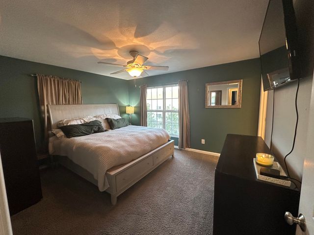 2616 Calgary, Lexington, KY 40509