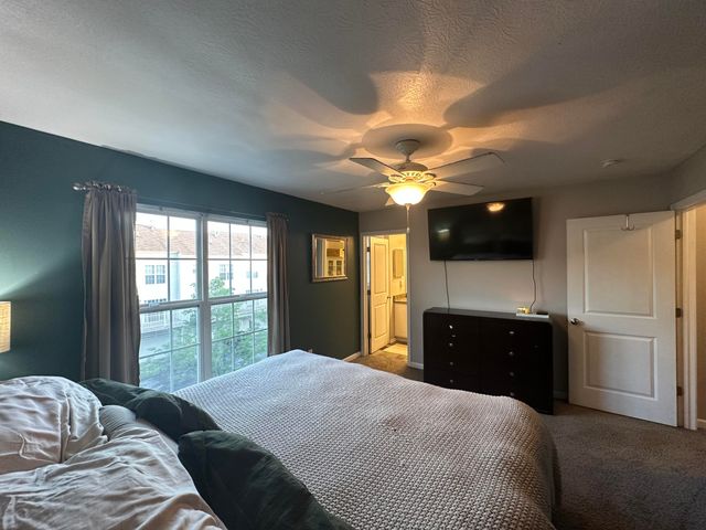 2616 Calgary, Lexington, KY 40509