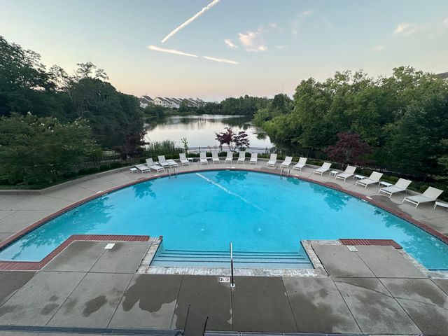 2616 Calgary, Lexington, KY 40509
