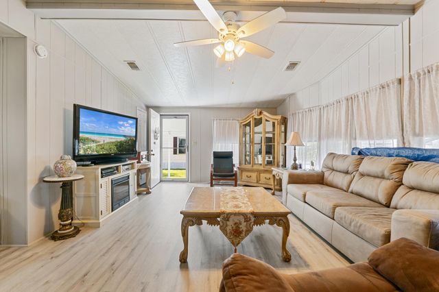 51 Grande Camino Way, Fort Pierce, FL 34951